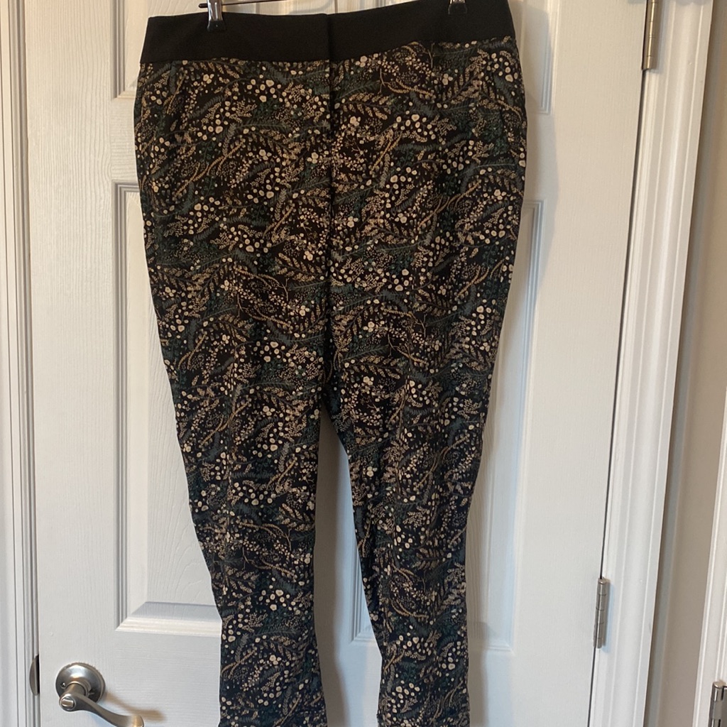 Loft Leaf Pants